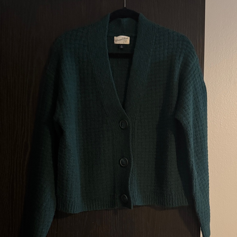 Universal Thread dark green sweater size M